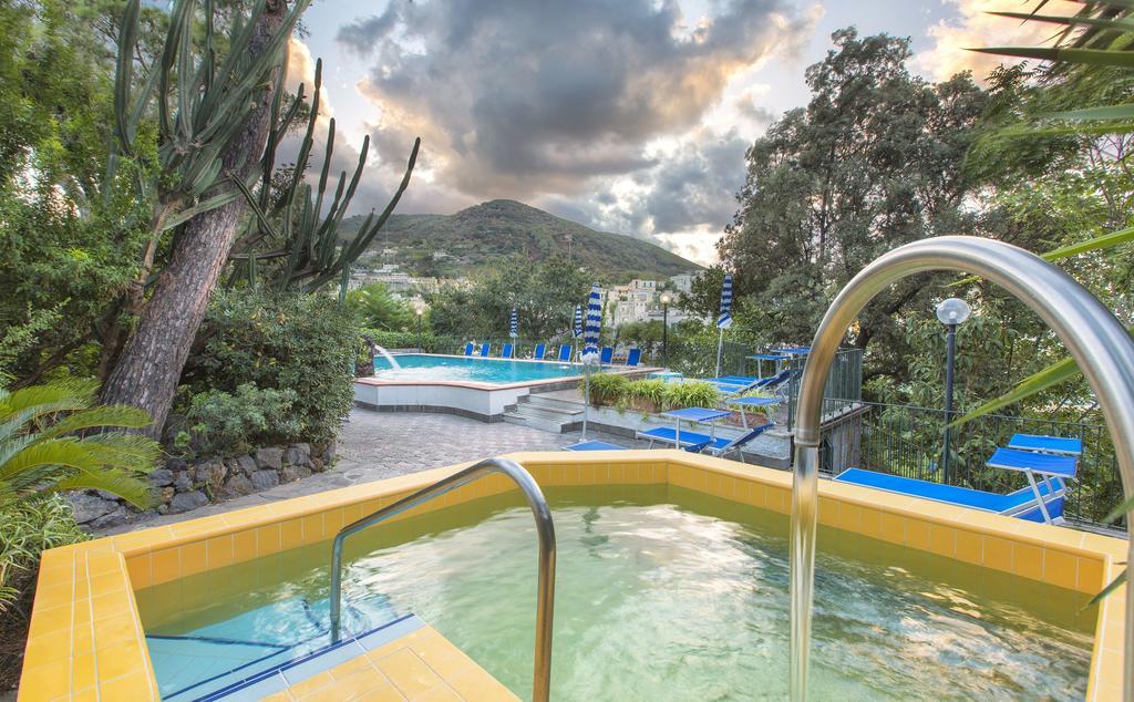Hotel Vittoria Ischia Esterno foto