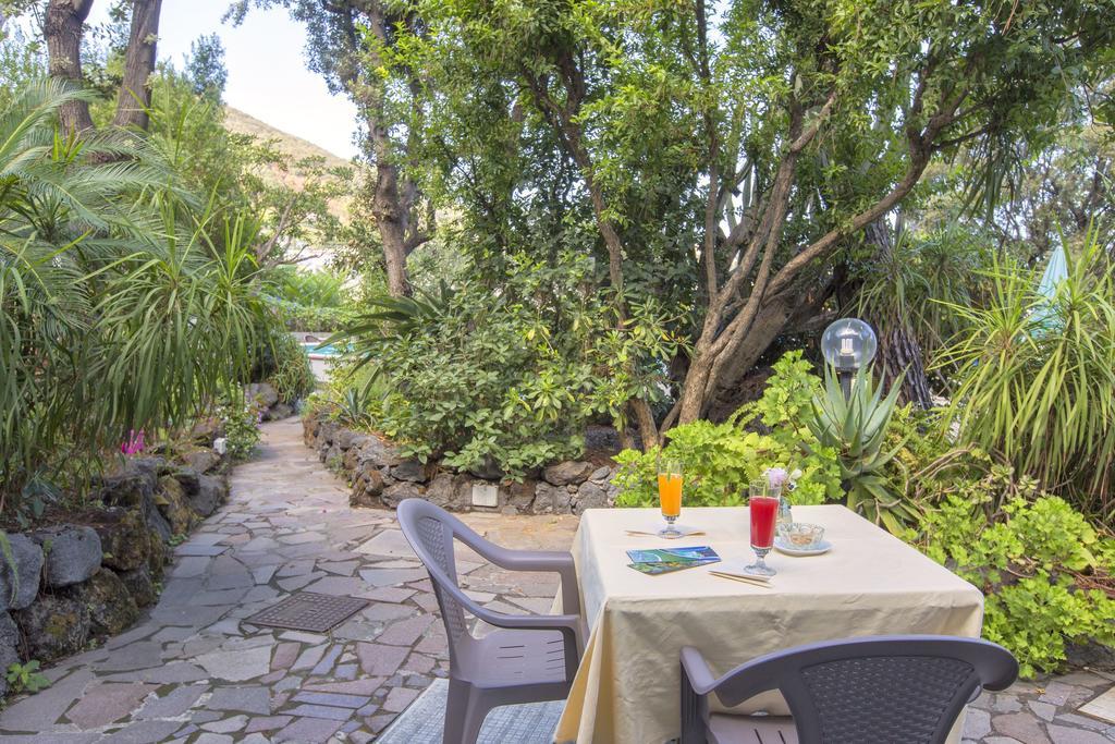 Hotel Vittoria Ischia Esterno foto