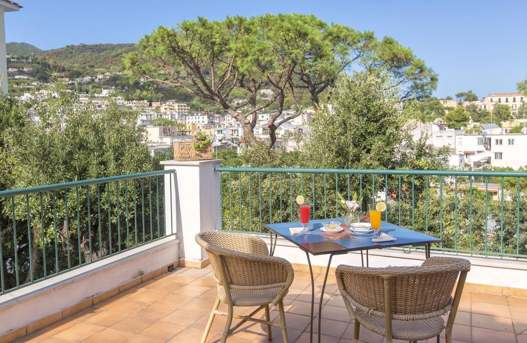 Hotel Vittoria Ischia Esterno foto